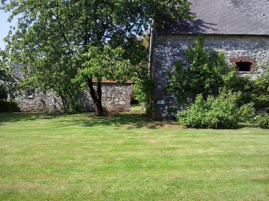Gite La Grange D'Herbuchenne Dinant Extérieur photo