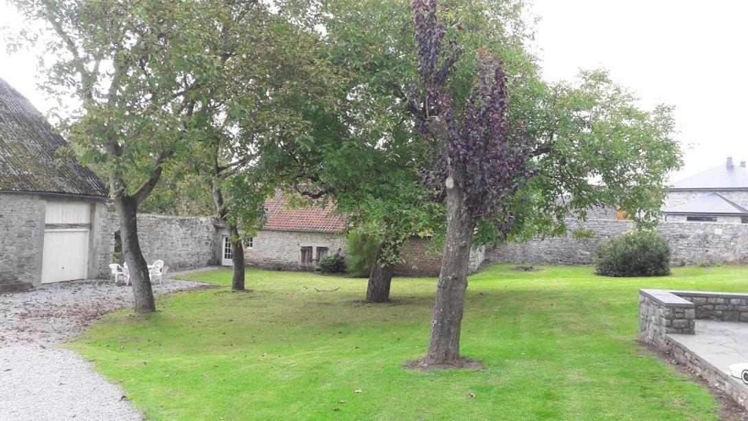 Gite La Grange D'Herbuchenne Dinant Extérieur photo